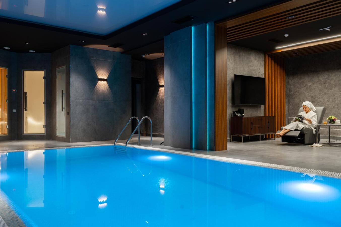 Europe Hotel Tashkent Bagian luar foto